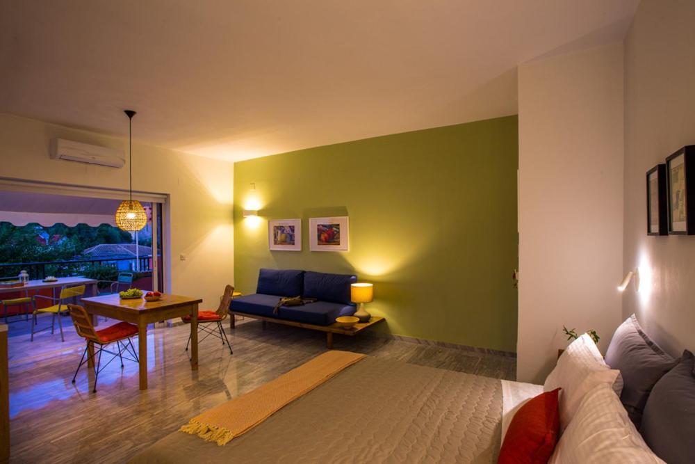 פרבזה Koukounari Living Spaces מראה חיצוני תמונה